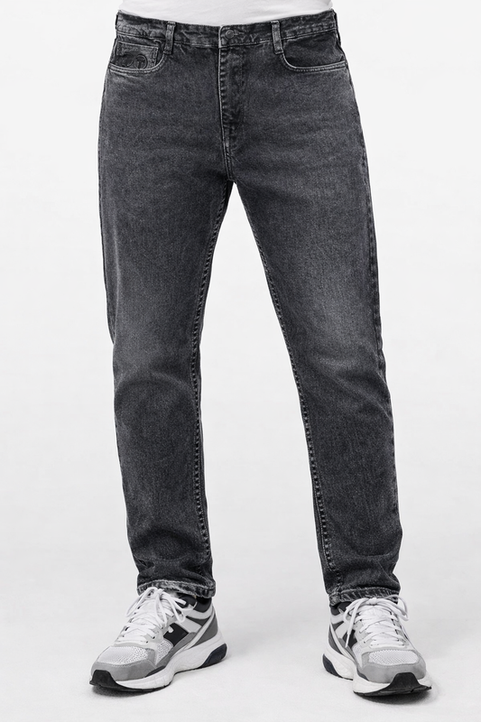 18 Trends Men's Slim Fit Low-Rise Jeans